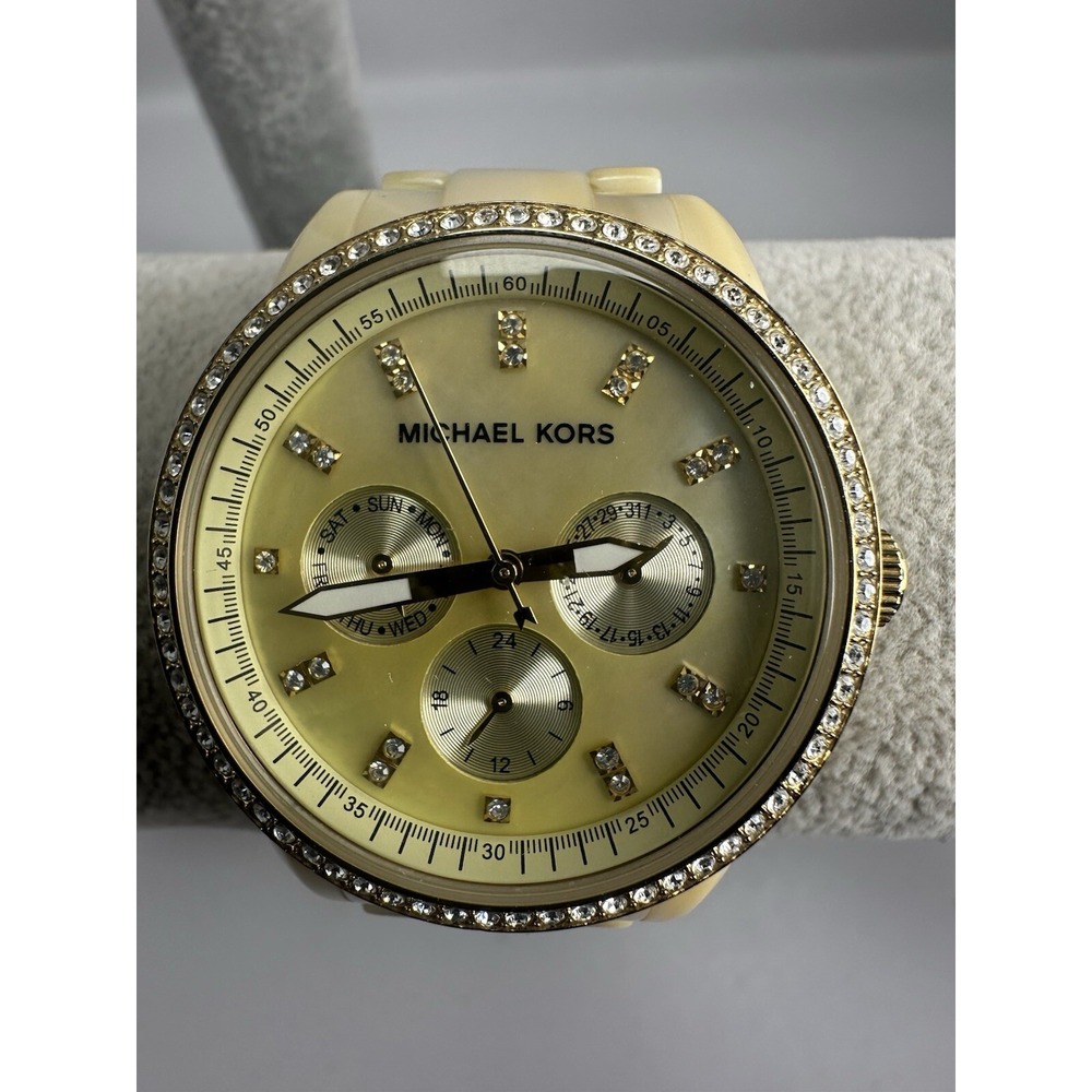 Michael Kors MK-5281 Ladies MOP Watch‎ New Battery 37MM 7" C94